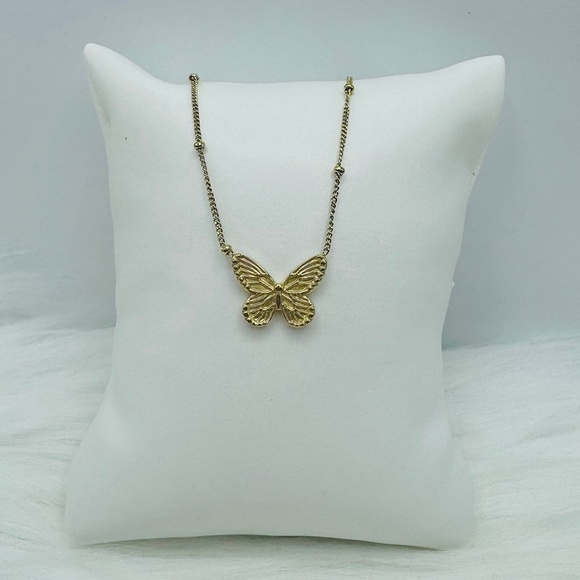 The Butterfly Goldie Necklace and Earring Set - Picture 2 of 7